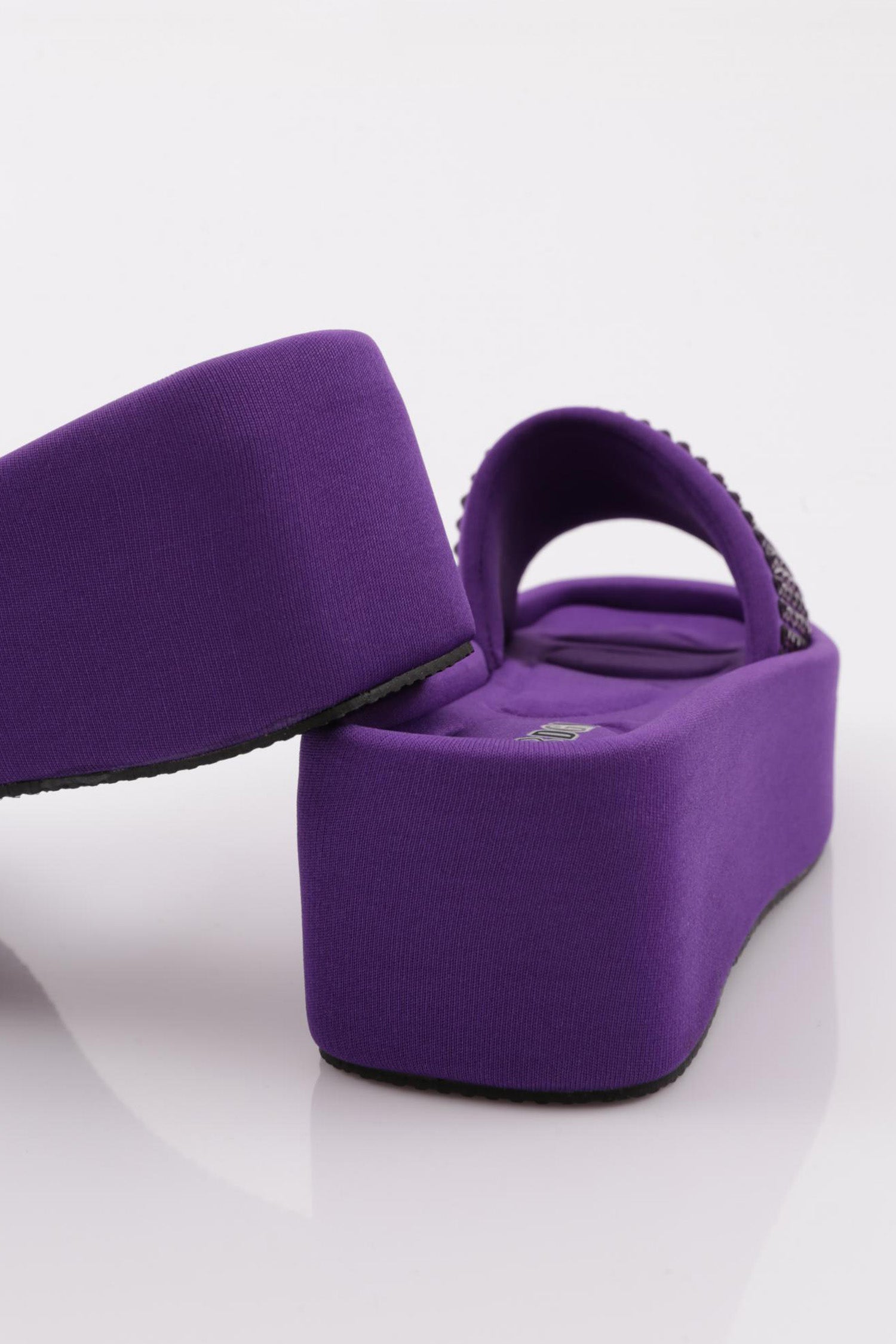 105-2362_R1246_3.jpg