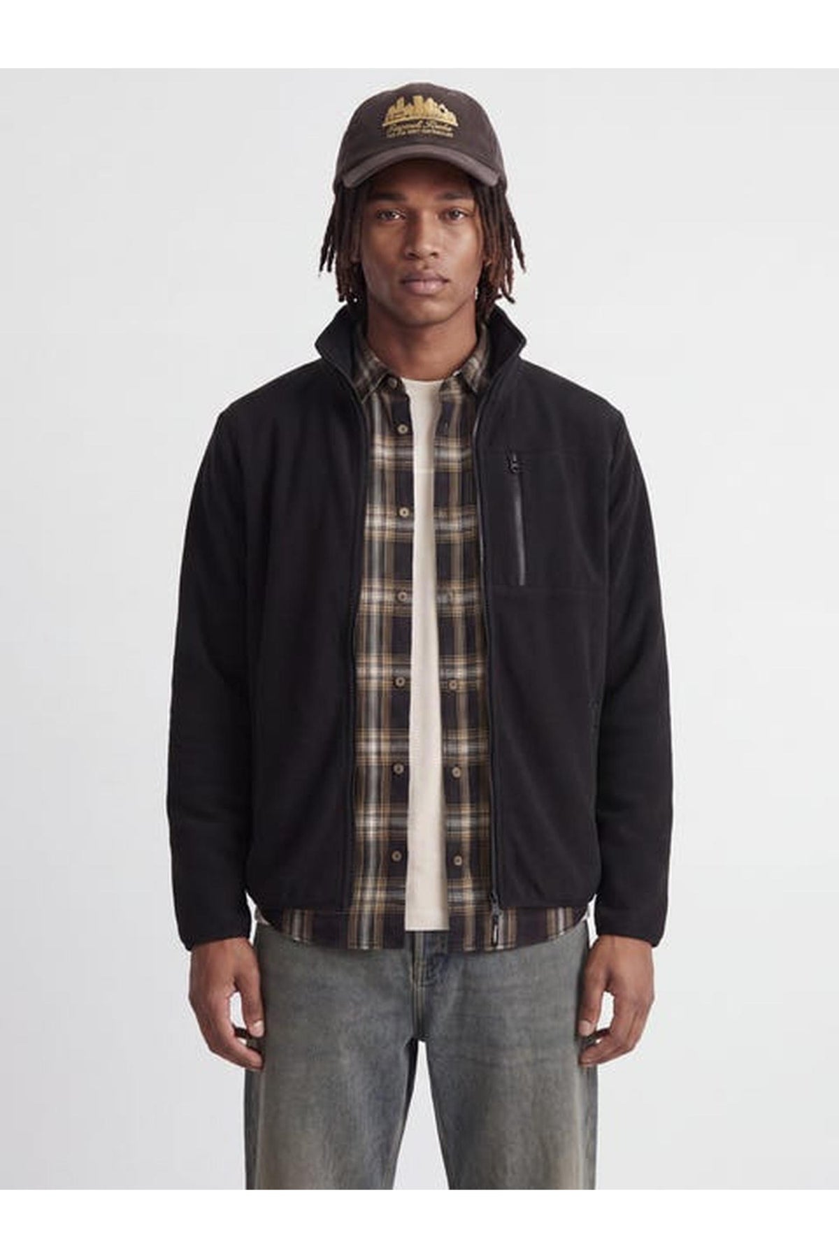 12298667_R4606_1.jpg