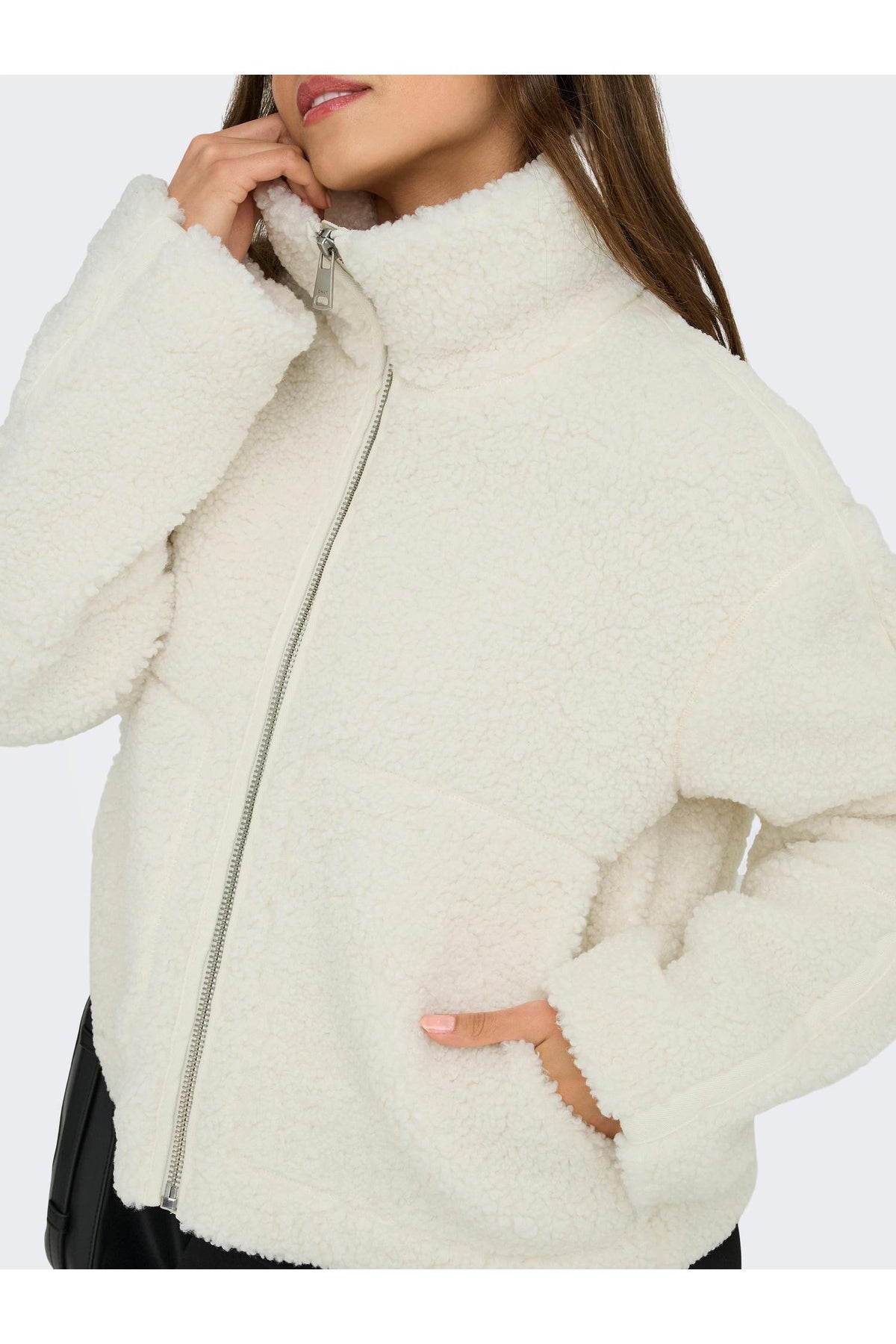 15349400_R2367_4.jpg
