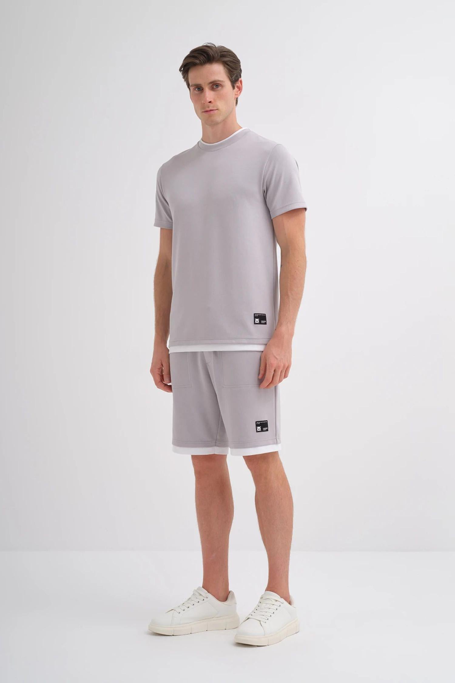 25YCEEO06050_R10533_4.jpg