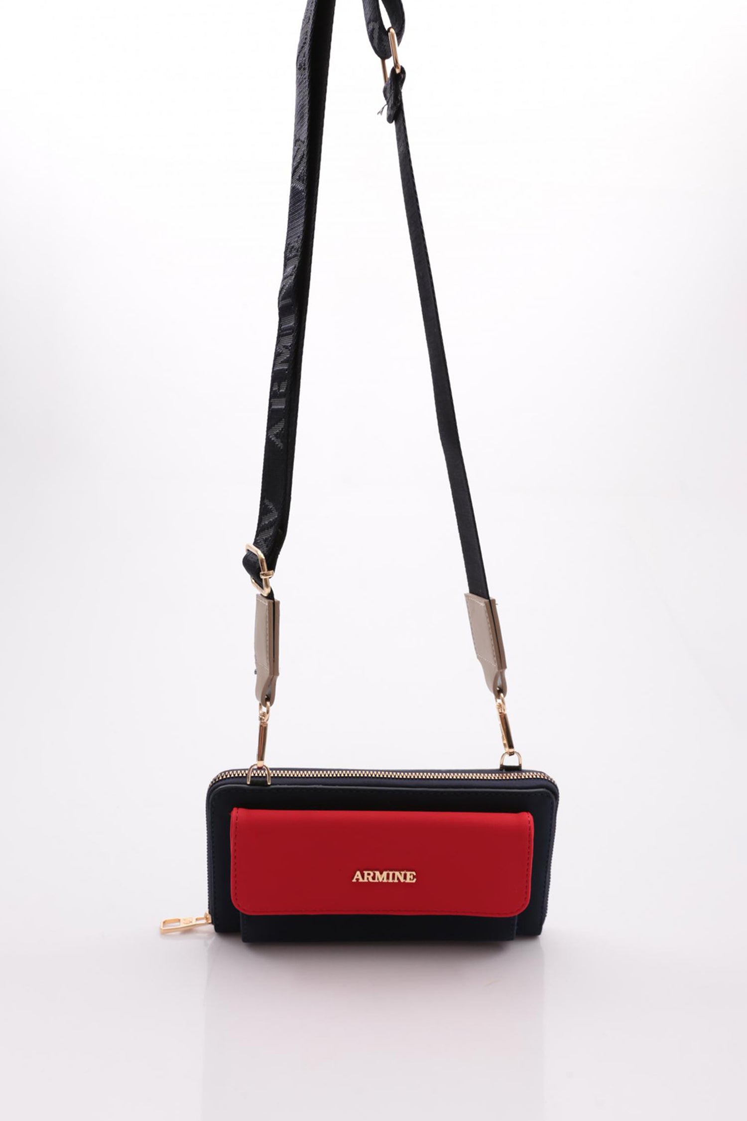 ARMINE-268_R1078_1.jpg