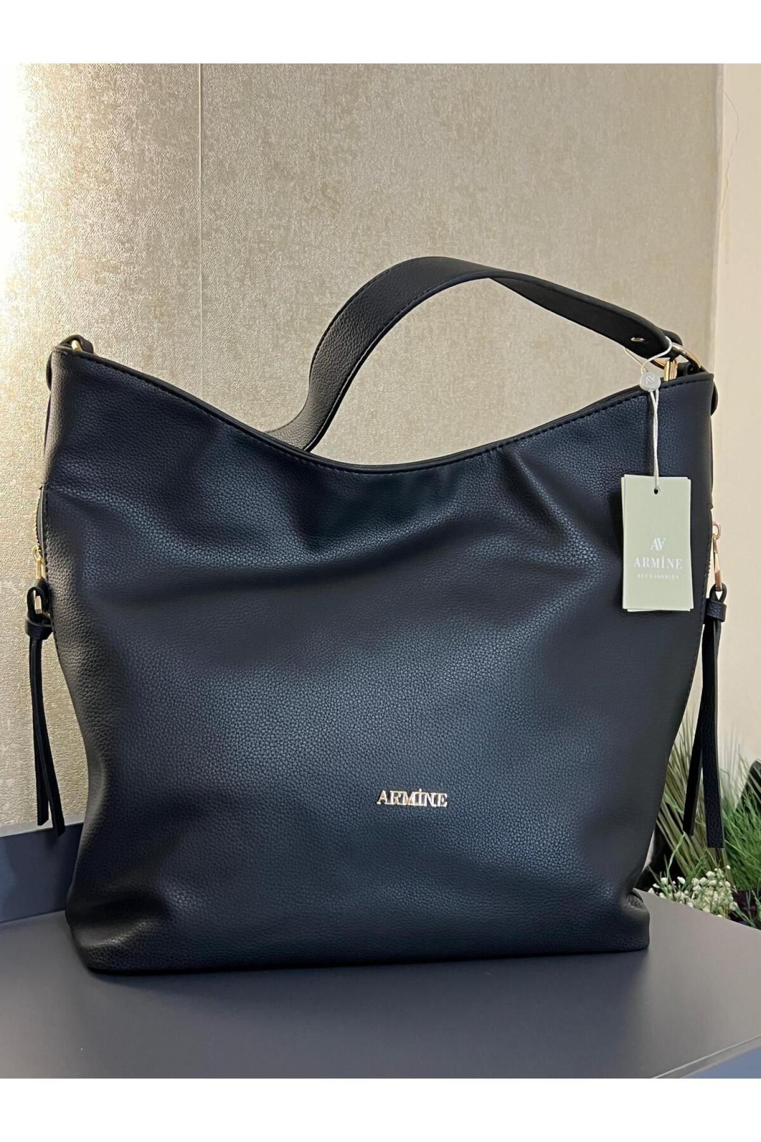 ARMINE-358_R1534_2.jpg
