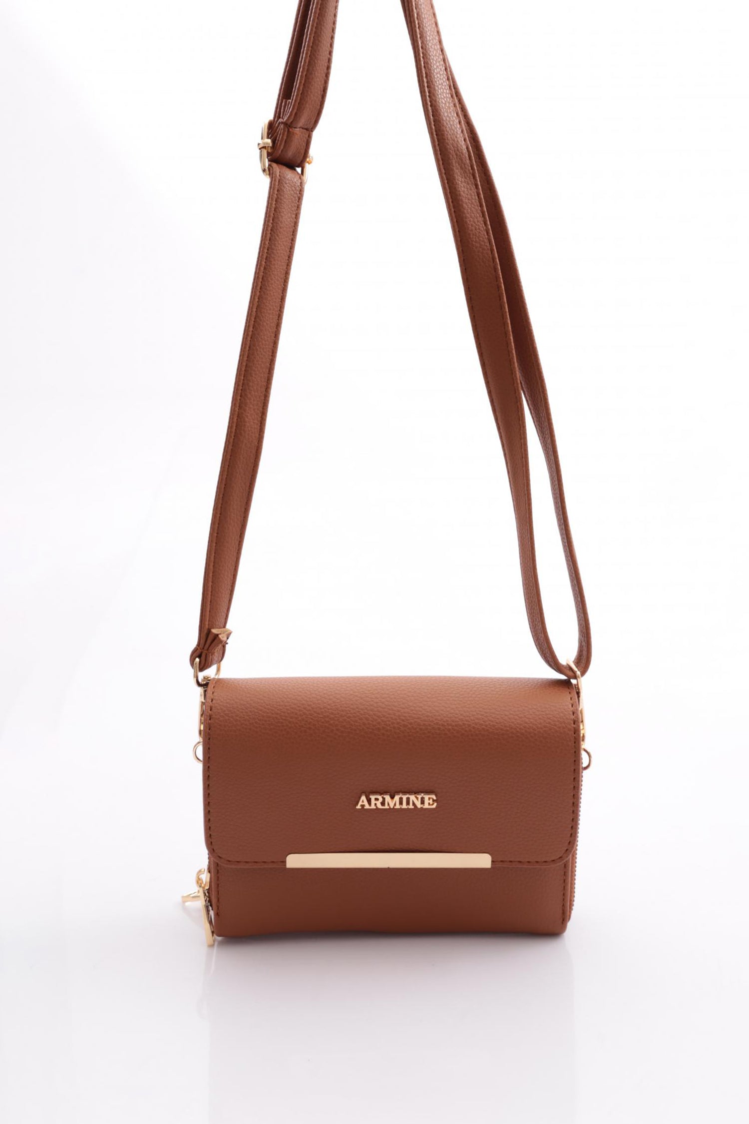 ARMINE-381_R19251_1.jpg