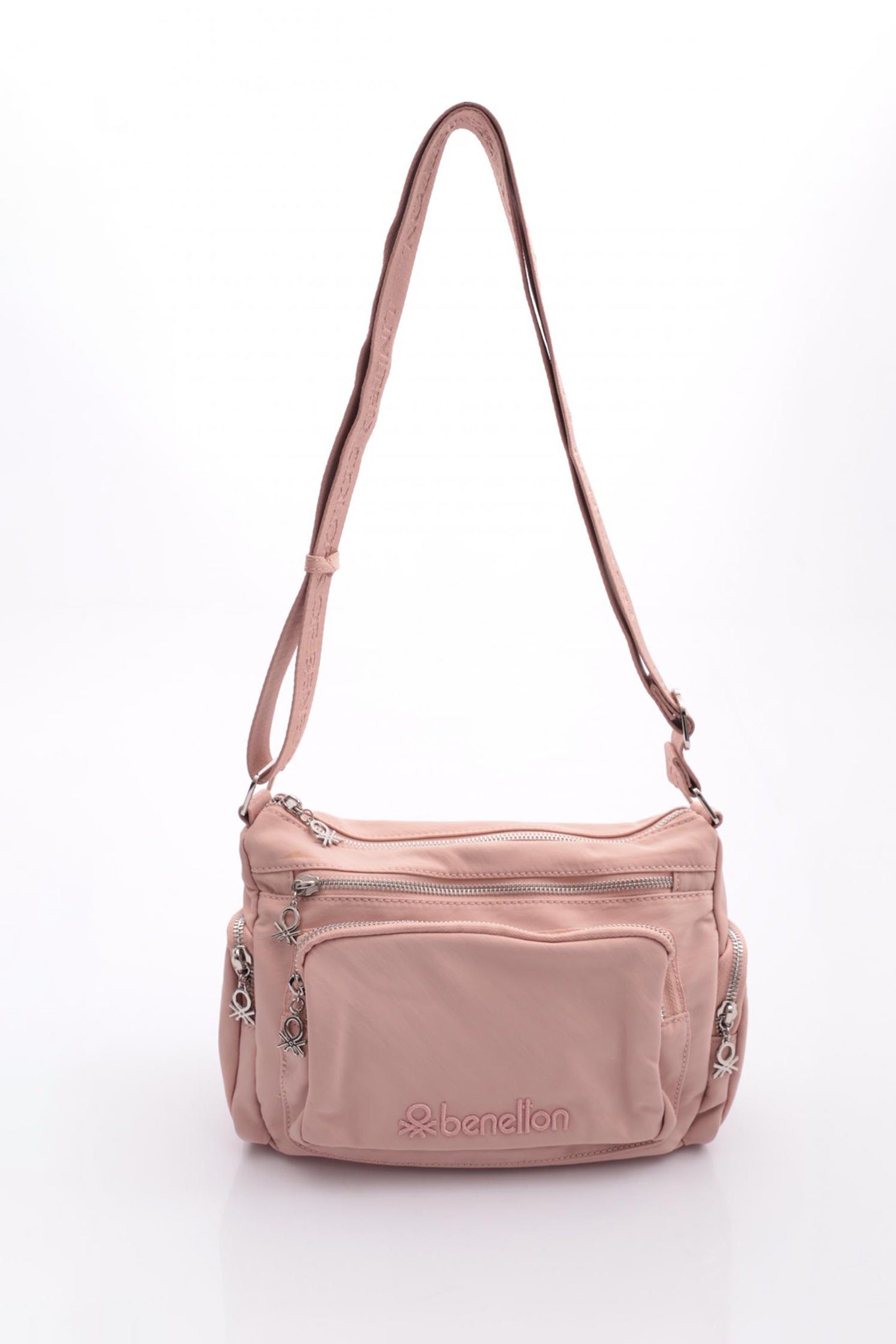 BNT-1183_R1333_1.jpg
