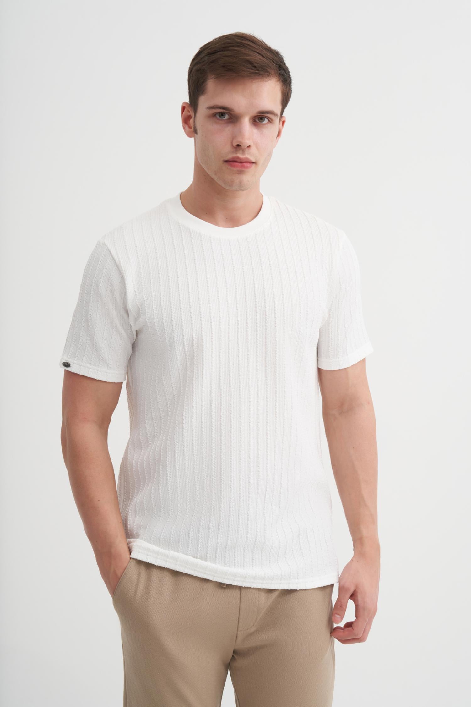 CAZ40510_R0198_1.jpg