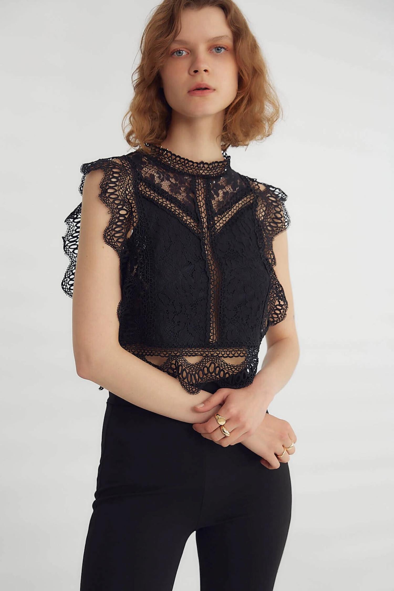 D82030_R1534_3.jpg