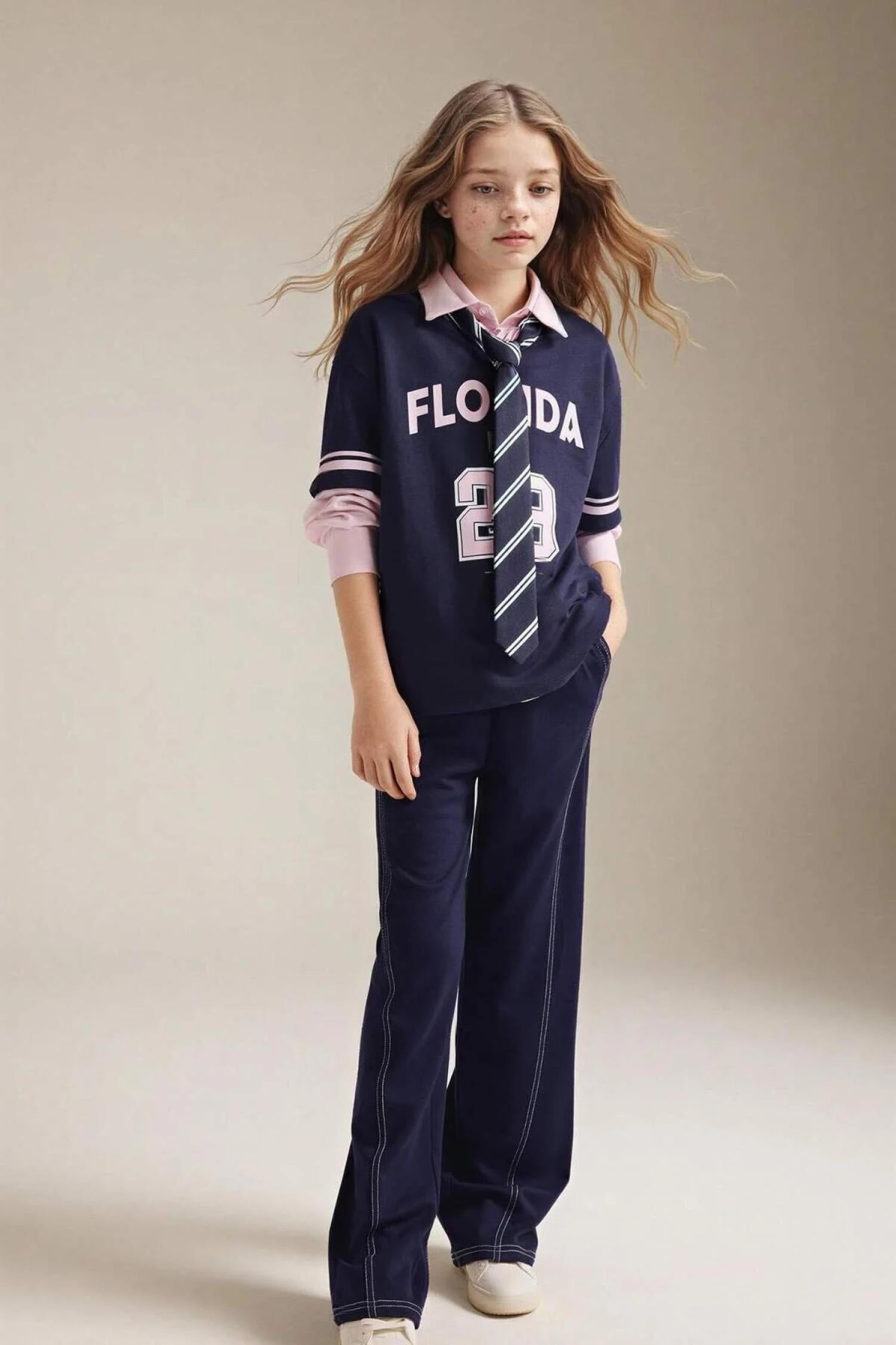 G8457A8_R2718_1.jpg