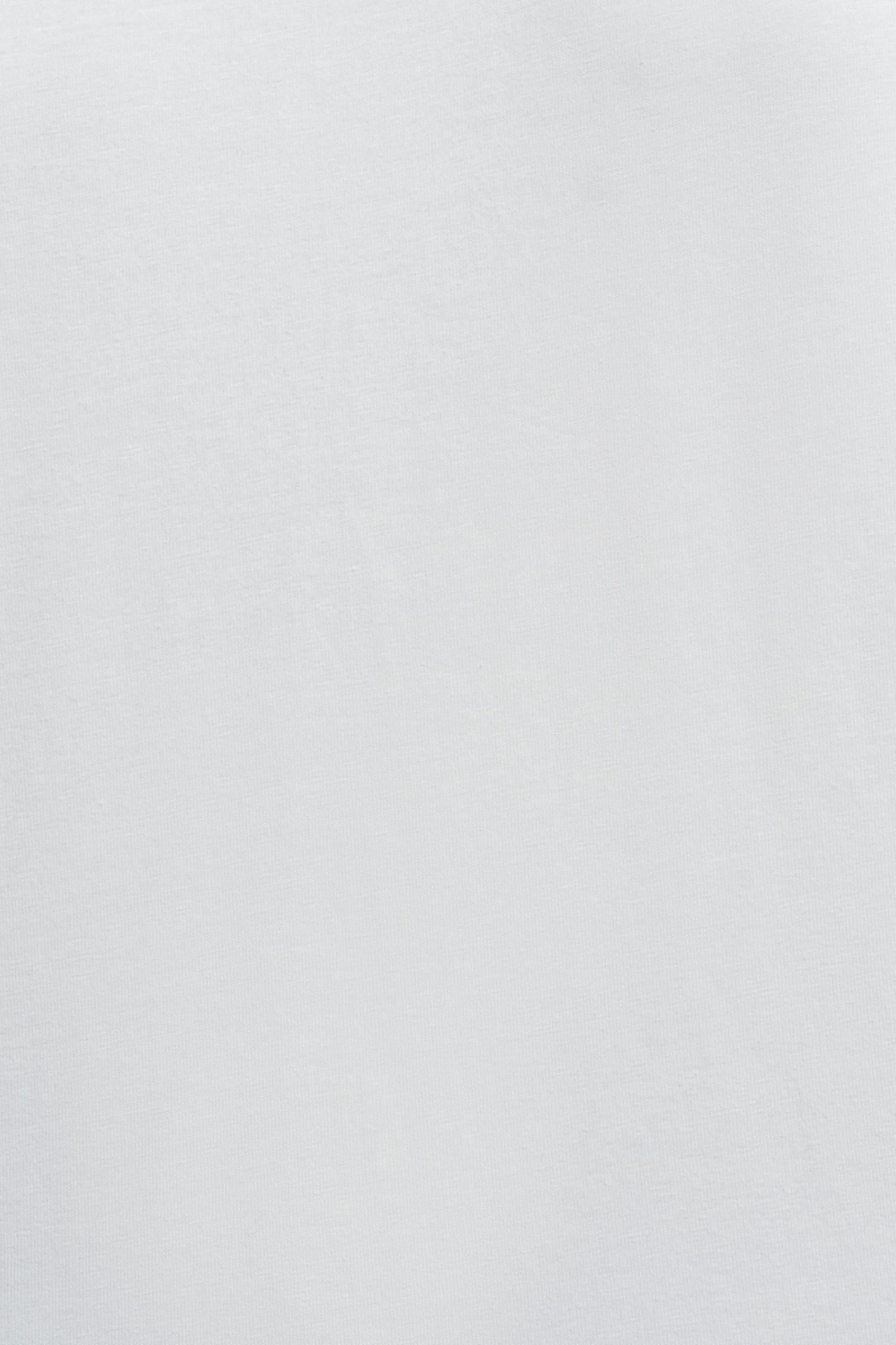 LF2036285_R6903_5.jpg