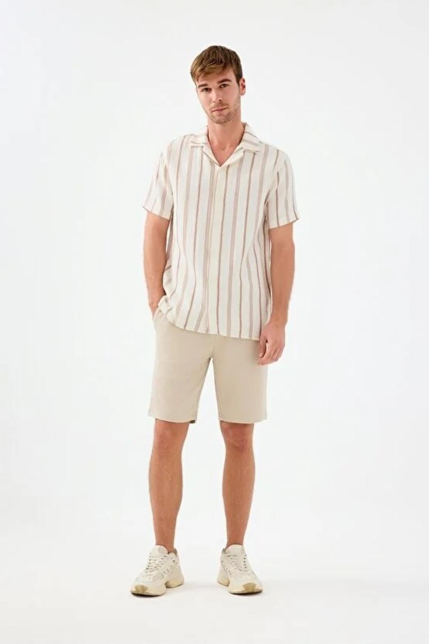 LF2038878_R4983_2.jpg