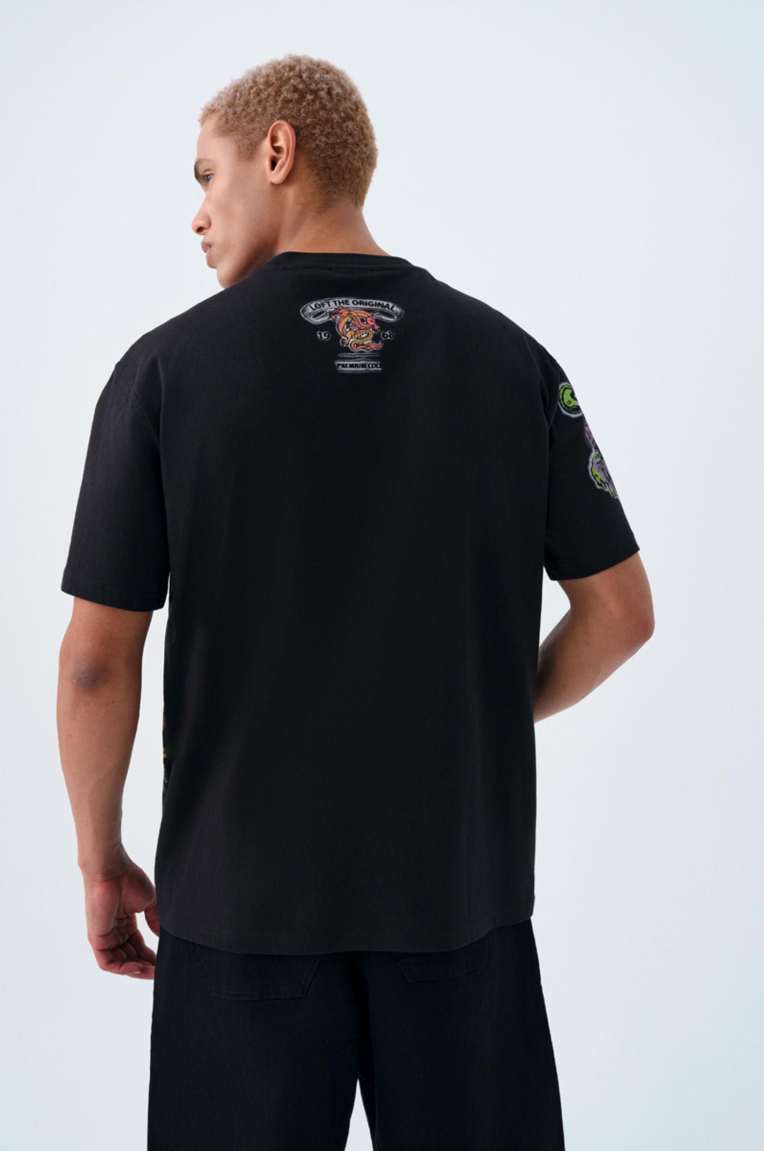 LF2040266_R4306_4.jpg