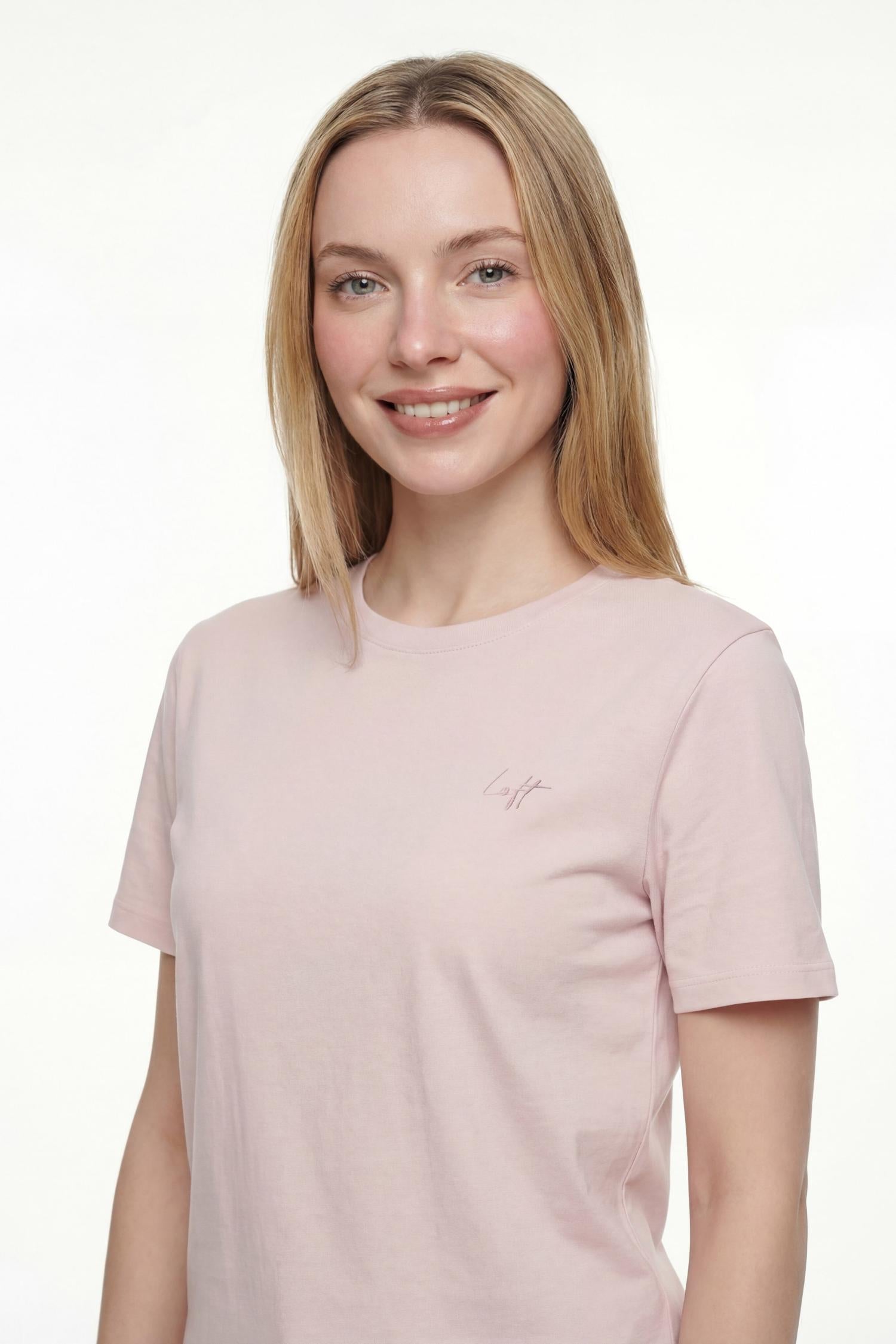 LF2042252_R7722_4.jpg