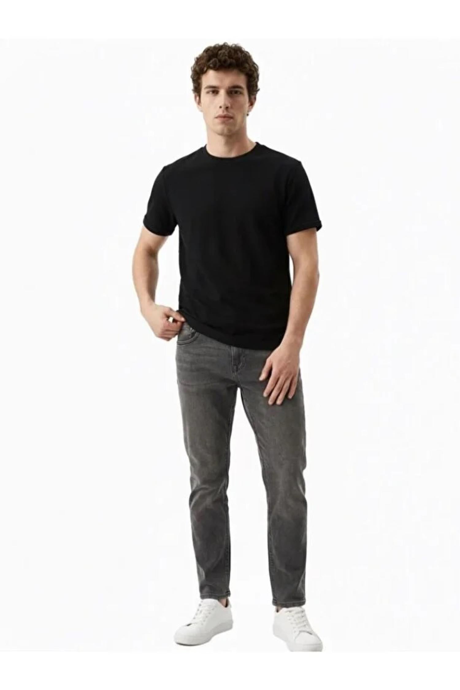 LF2042285_R4306_2.jpg