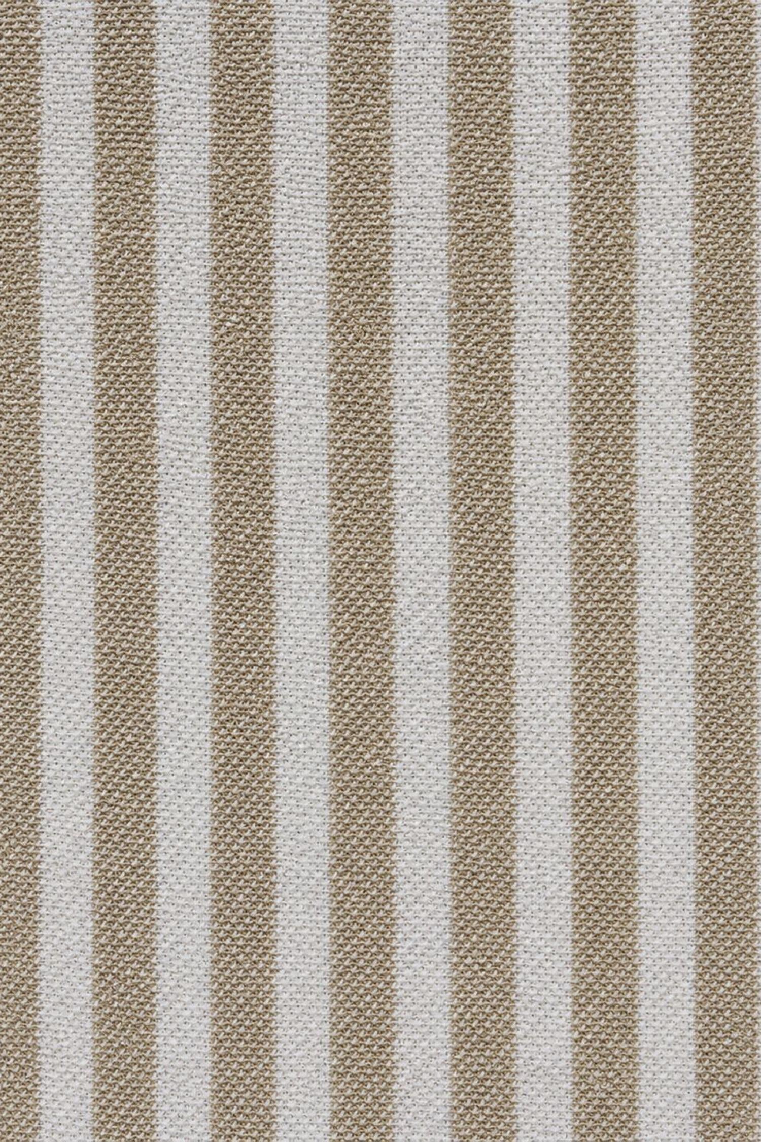 LF2042747_R7716_5.jpg