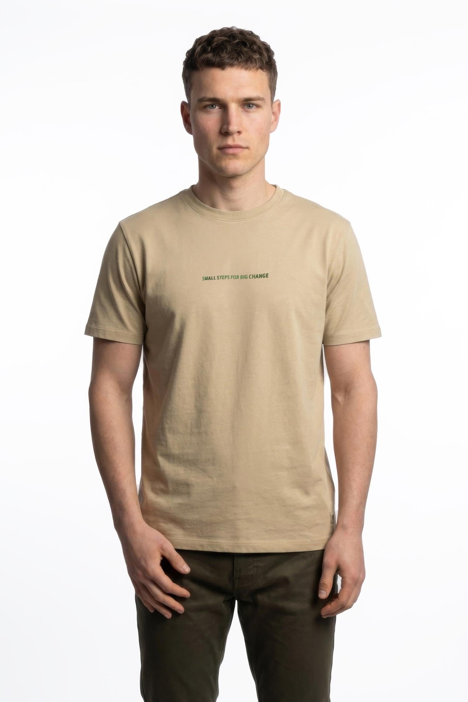 LF2042968_R6164_1.jpg