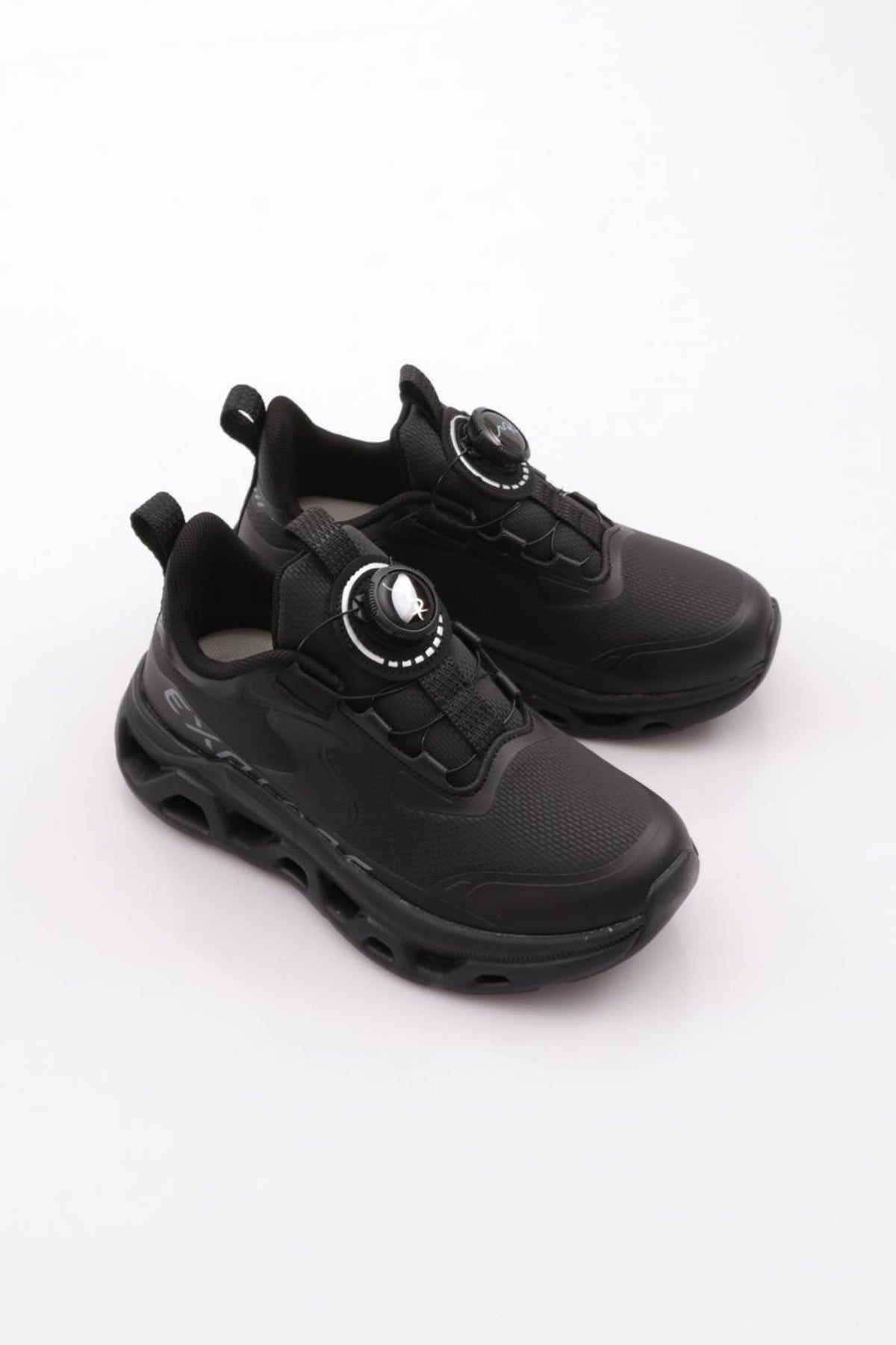 RUNNER-F_R1034_2.jpg