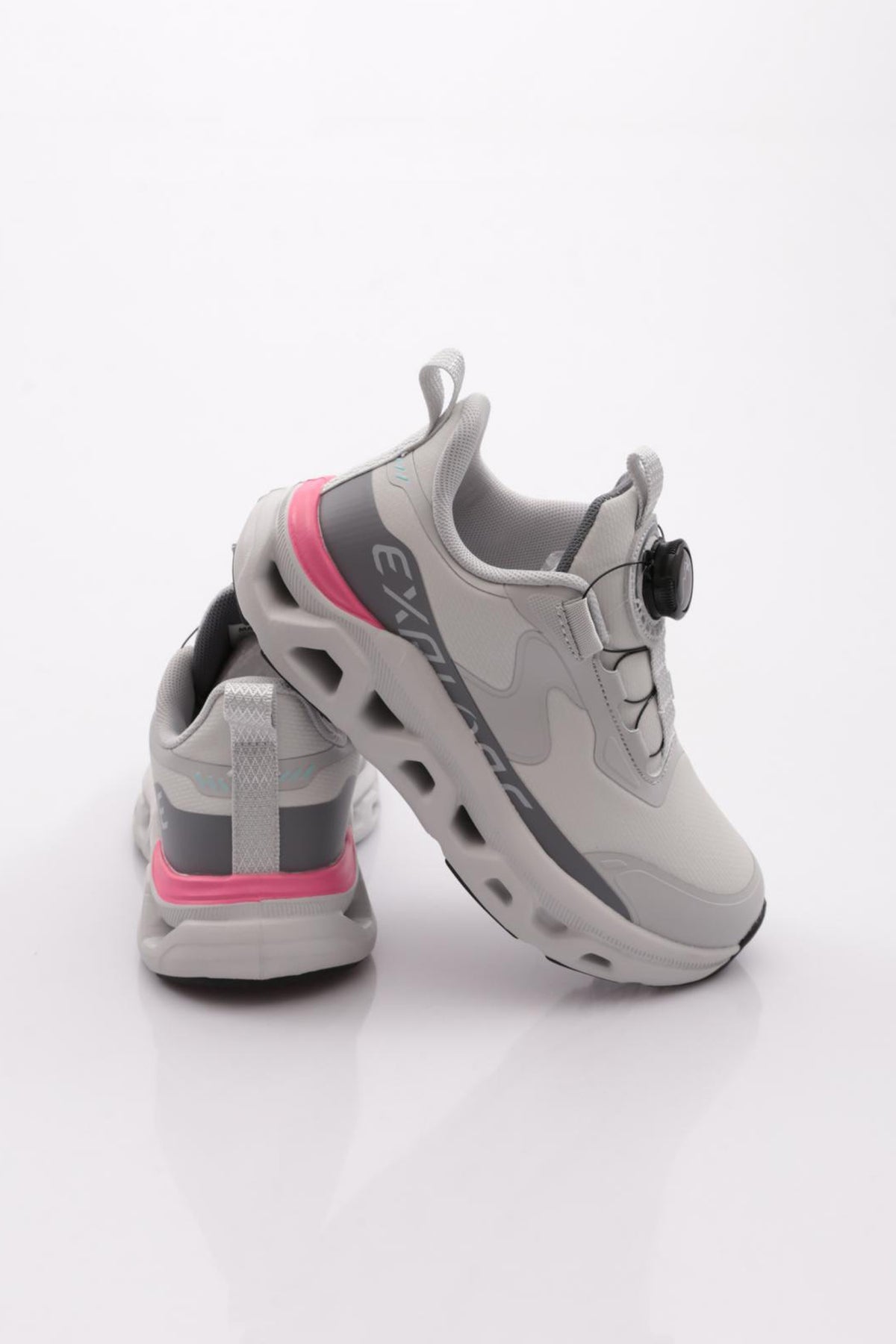 RUNNER-F_R7512_3.jpg