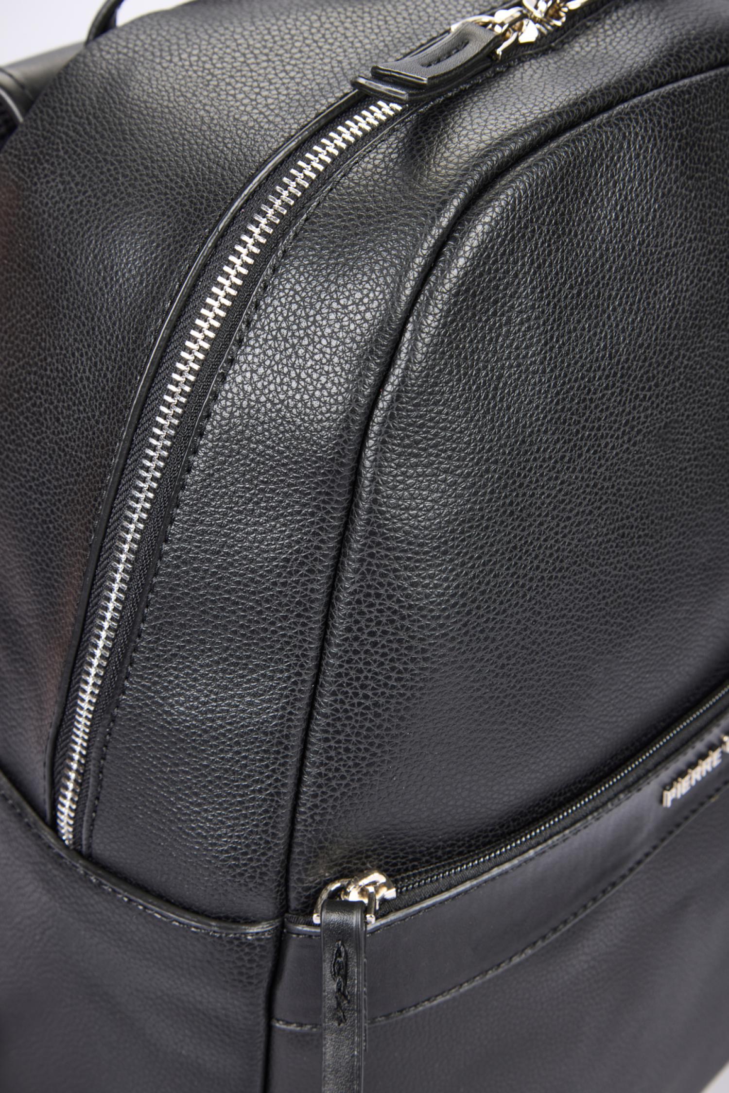 01PC001167_R1534_5.jpg