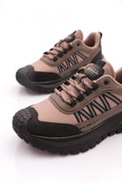 0643089M_R8614_5.jpg