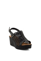 23027504Y_R1534_2.jpg