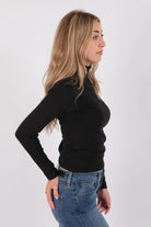 23K0143K1_R1534_3.jpg