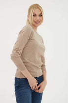23K0777K1_R1906_3.jpg