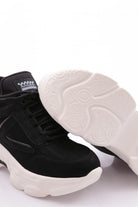 24K302_R1534_5.jpg