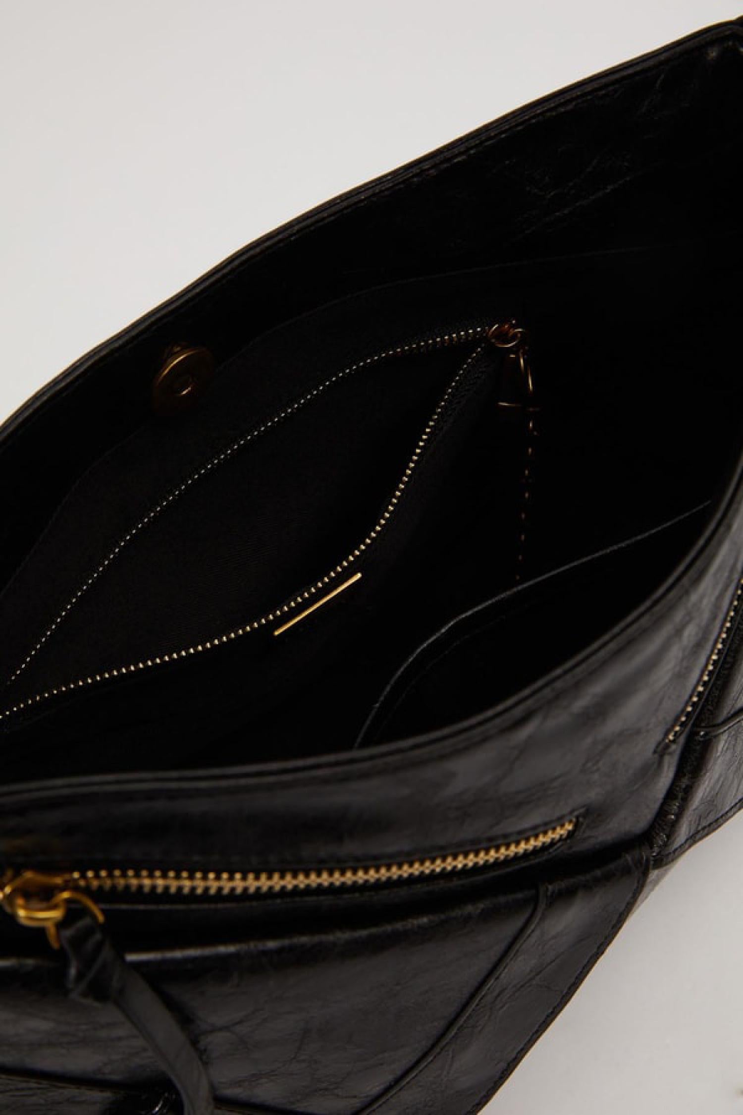 930555_R1534_3.jpg
