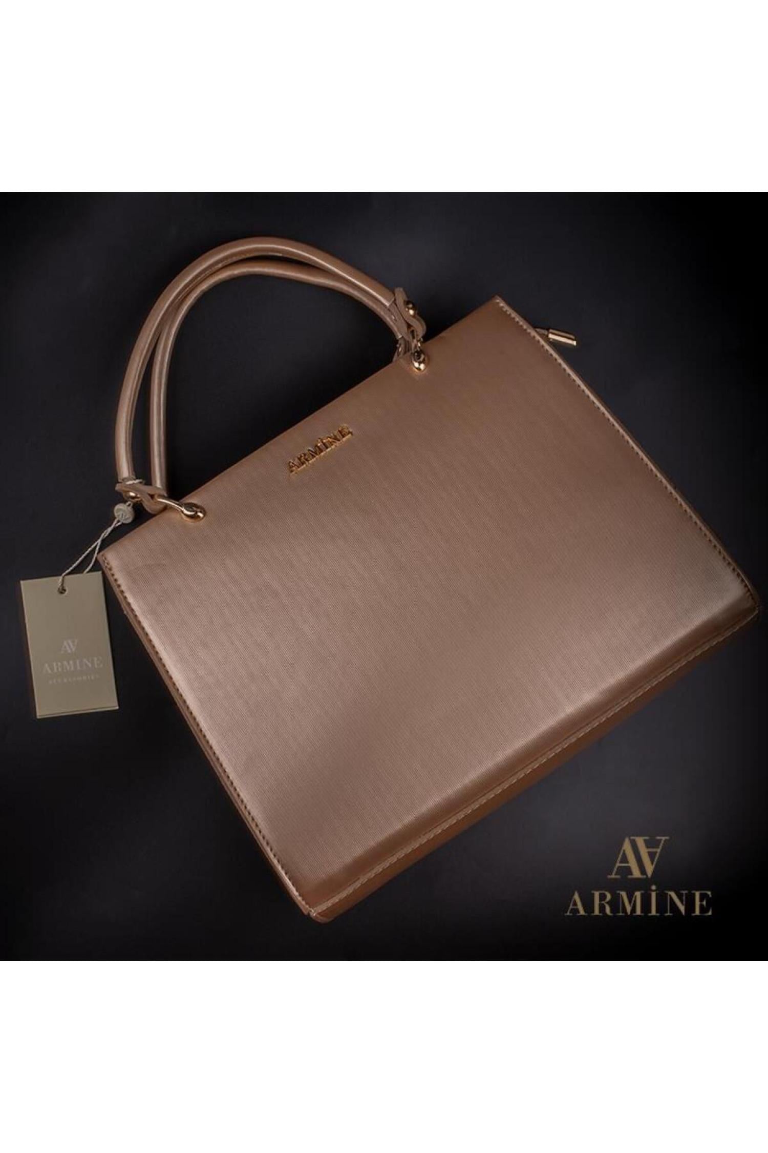 ARMINE-355_R0553_3.jpg