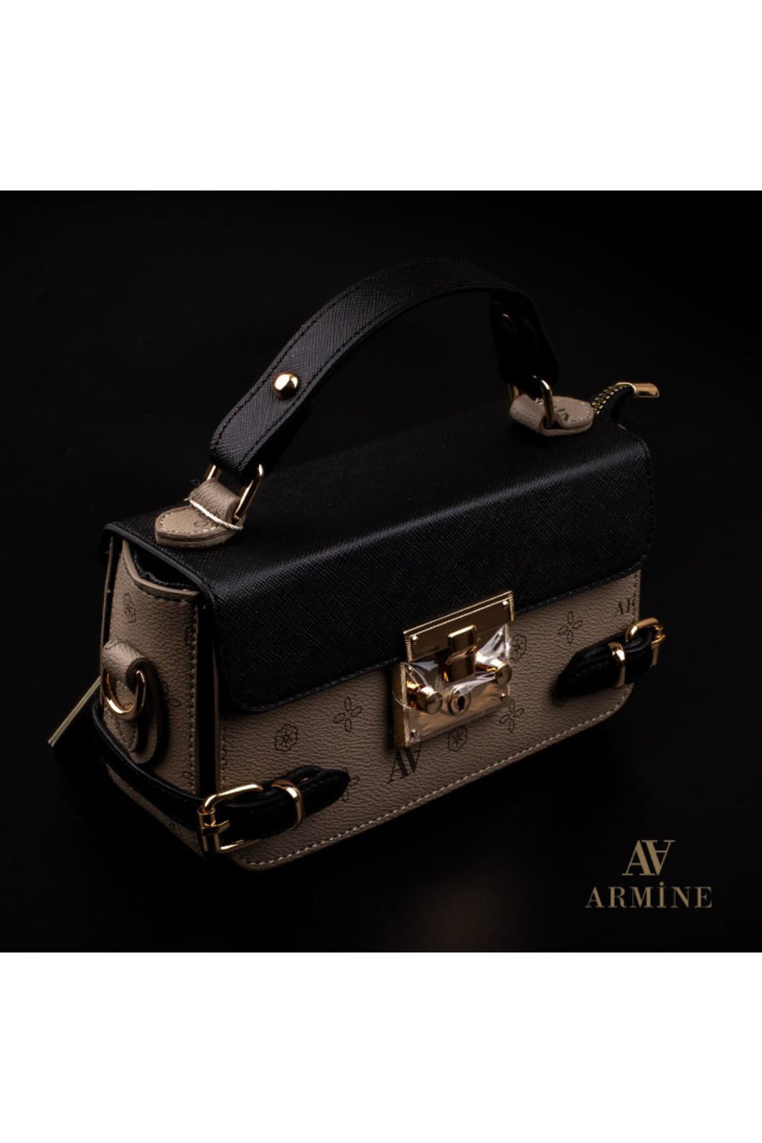ARMINE-359_R9033_5.jpg
