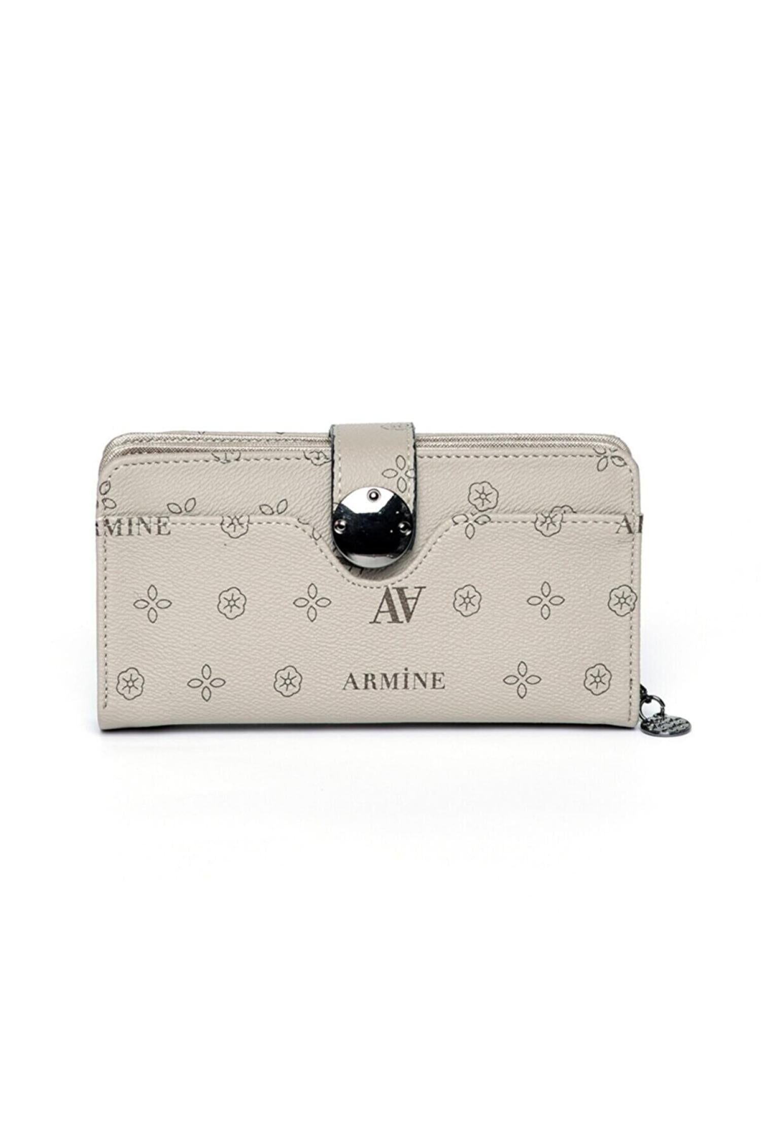 ARMINE-C04_R9033_4.jpg