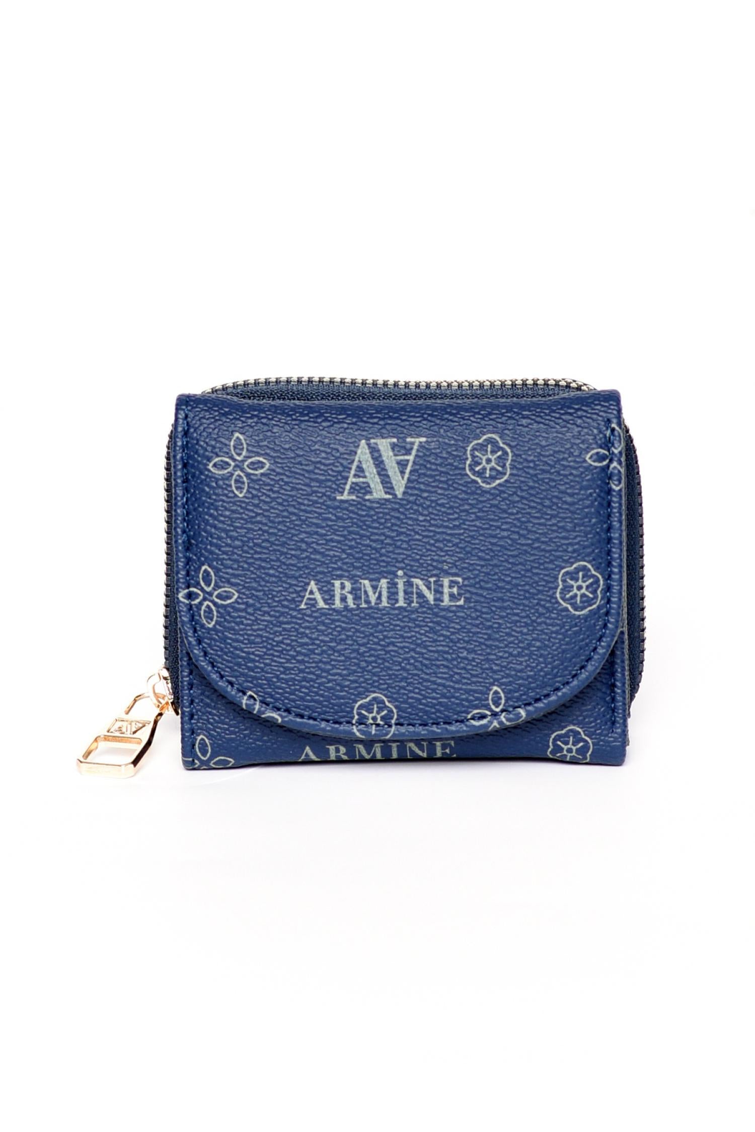 ARMINE-C10_R7602_3.jpg