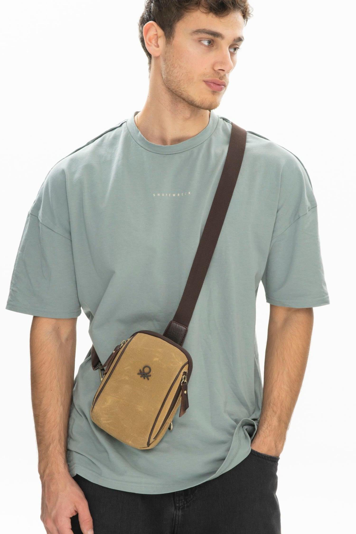 BNT-1003_R0152_1.jpg