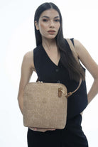 BNT-1120_R1806_1.jpg