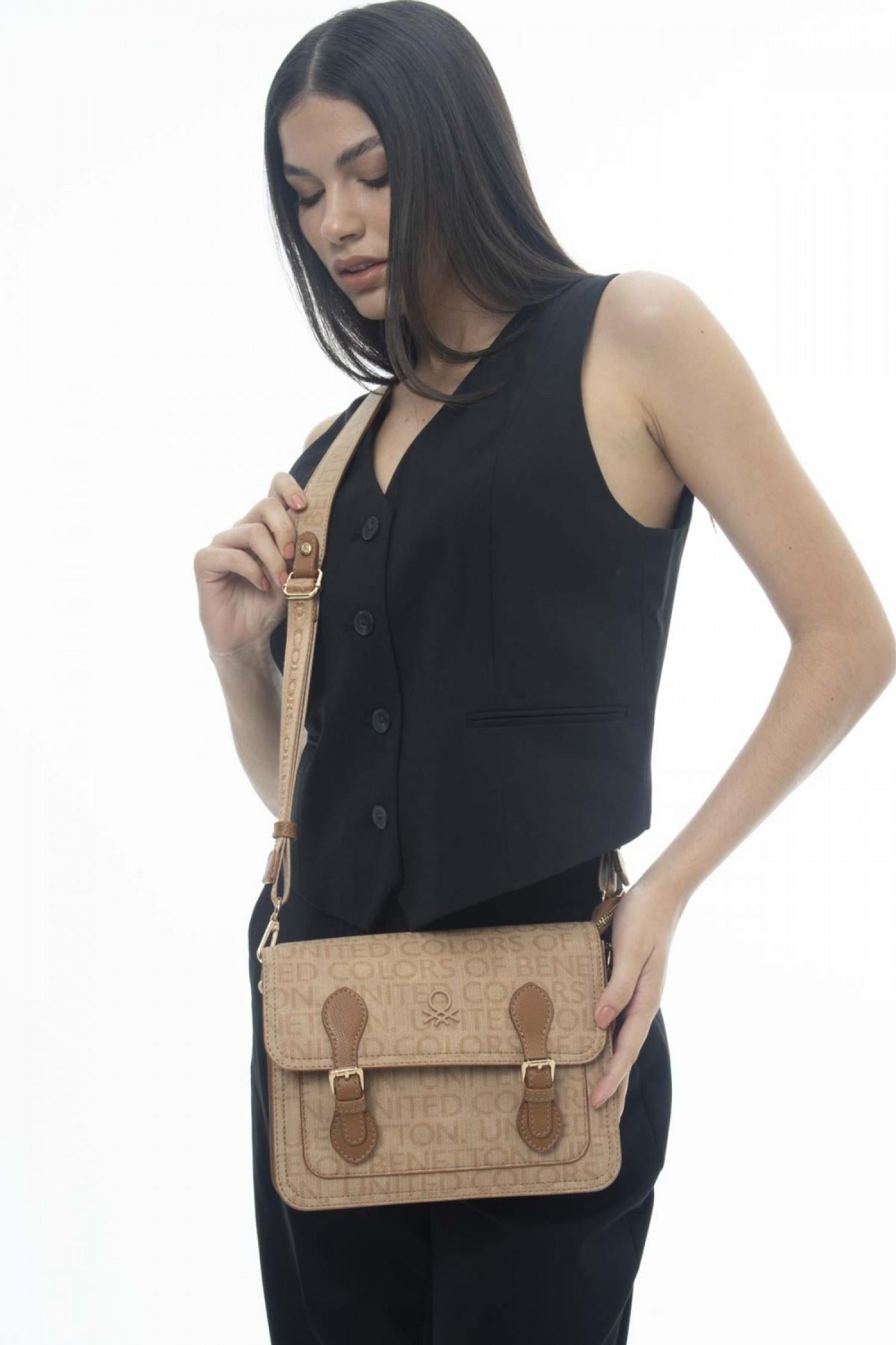 BNT-1126_R1806_2.jpg
