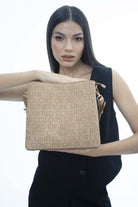BNT-1130_R1806_2.jpg