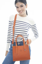 BNT-1154_R1840_2.jpg