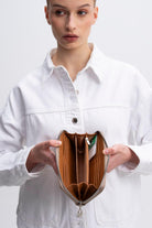 BNT-1159_R1796_2.jpg