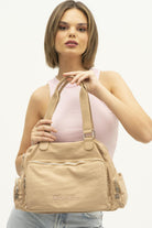 BNT-1174_R1806_2.jpg