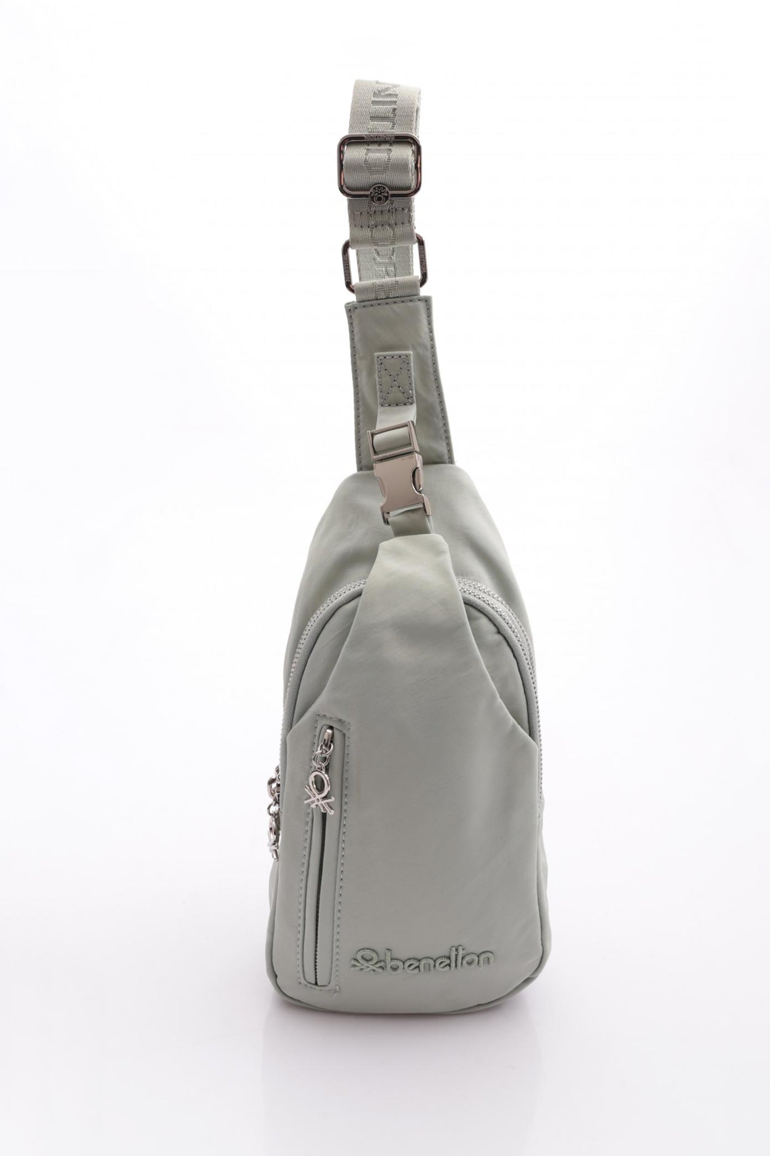 BNT-1209_R2095_1.jpg