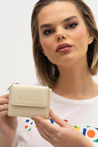 BNT-1216_R0152_1.jpg