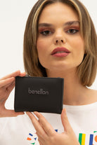 BNT-1302_R1534_1.jpg