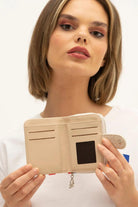 BNT-1304_R0152_2.jpg