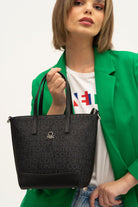 BNT-1331_R1534_1.jpg