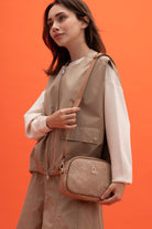 BNT-1386_R0385_2.jpg