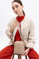 BNT-1402_R0385_2.jpg