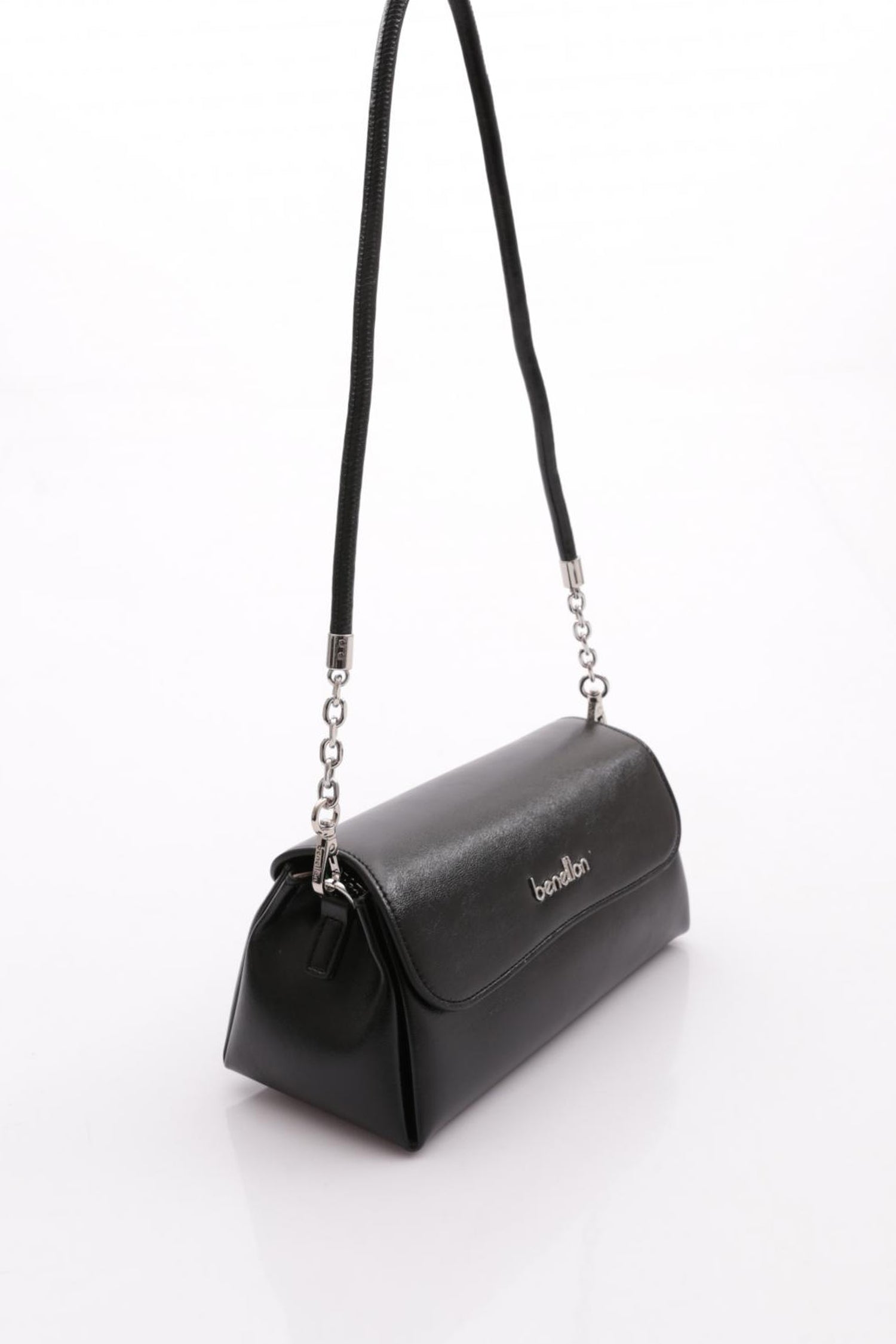 BNT-1742_R1534_2.jpg