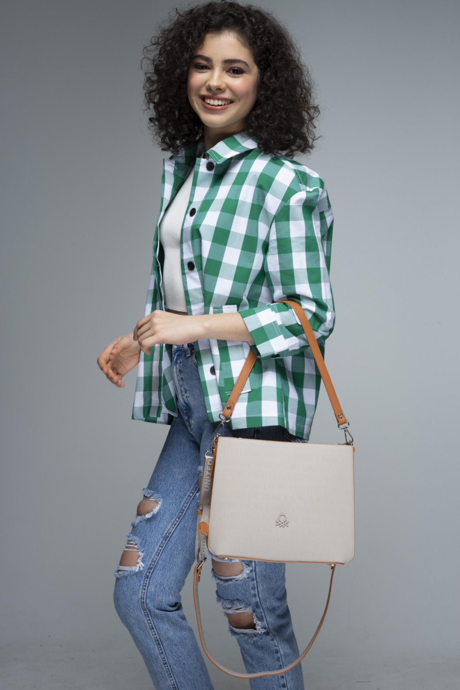 BNT-775_R12644_3.jpg