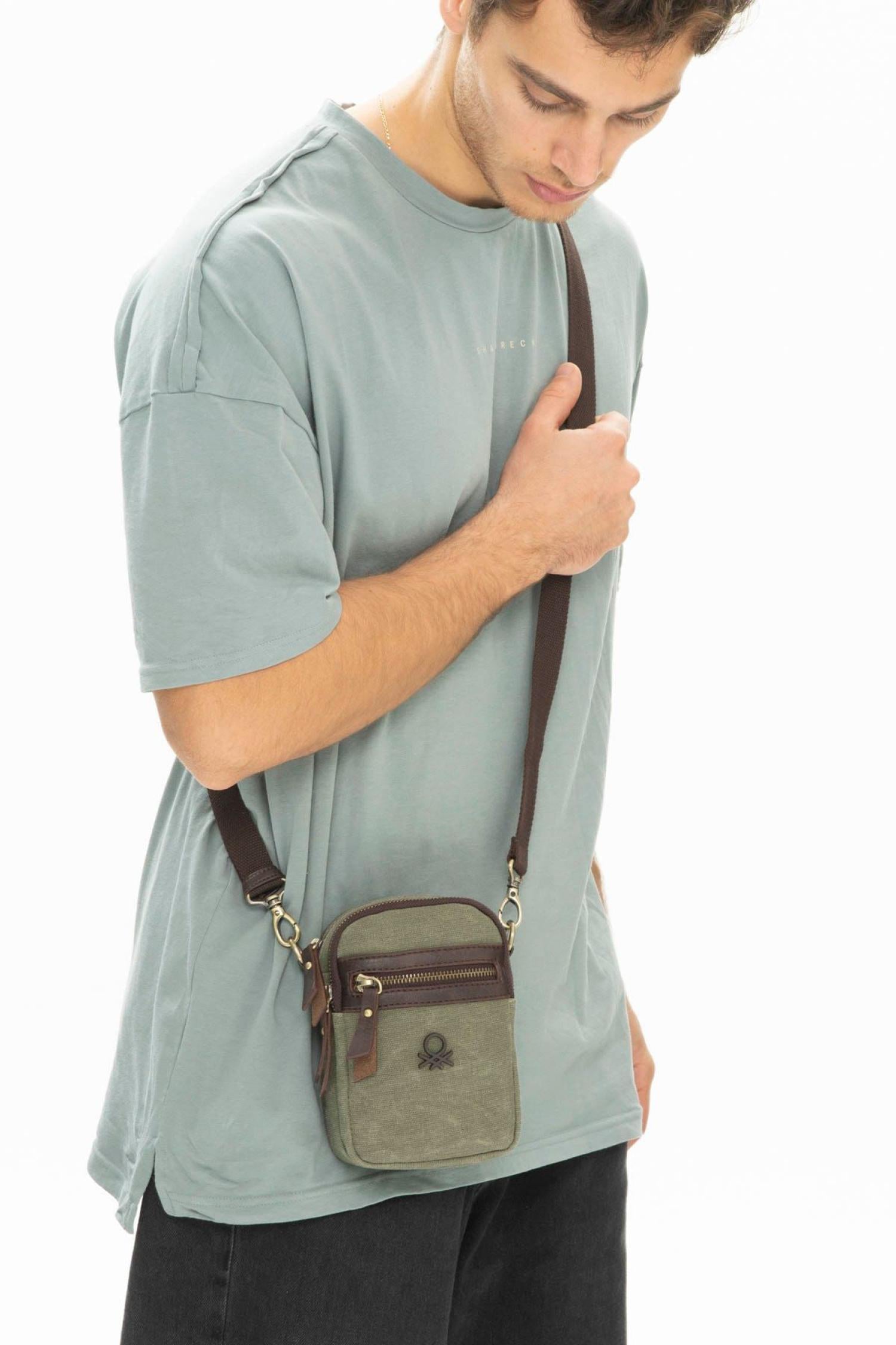 BNT-992_R0641_1.jpg