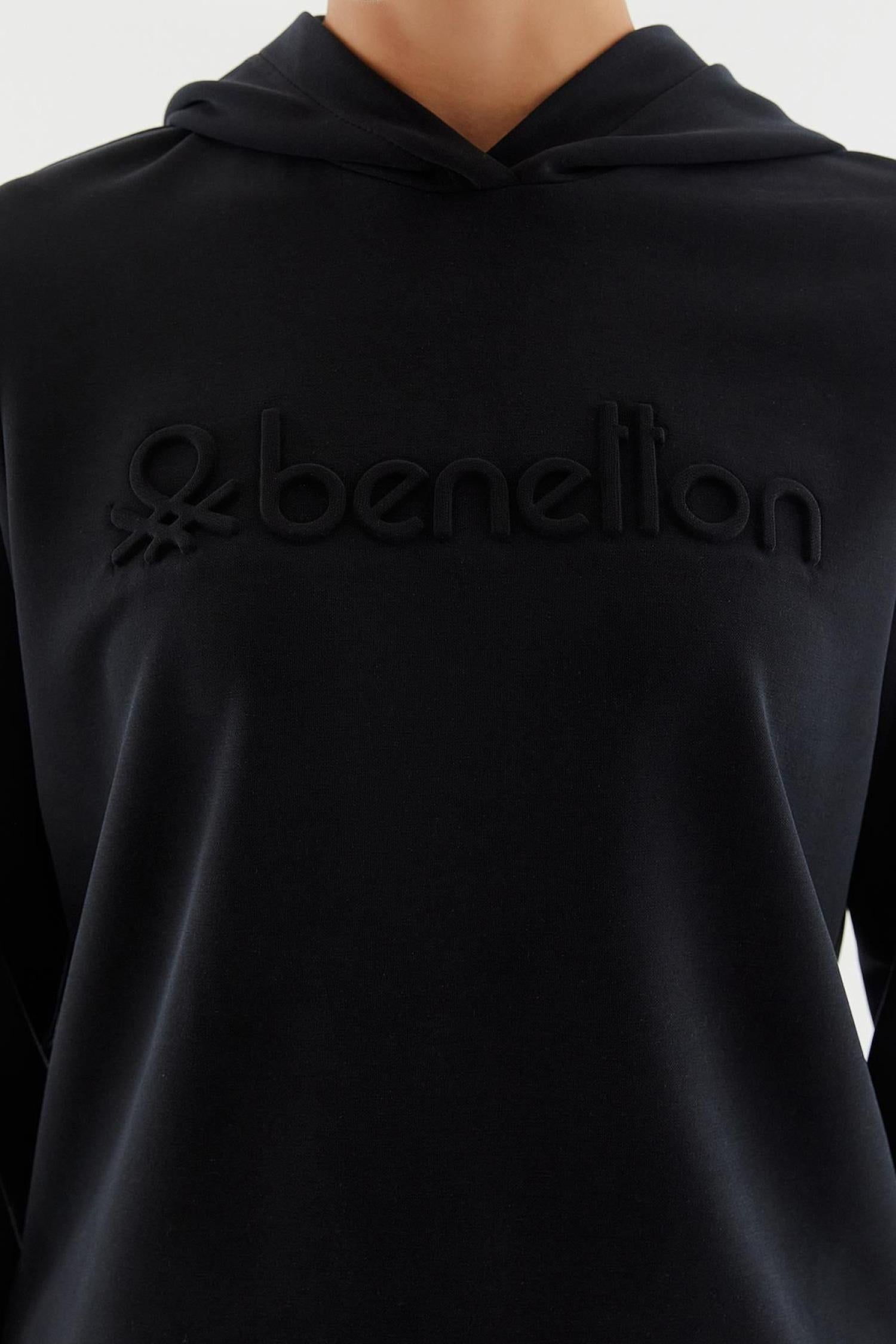 BNT-W20722_R0229_4.jpg