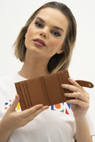 BNT_1243_R0385_2.jpg